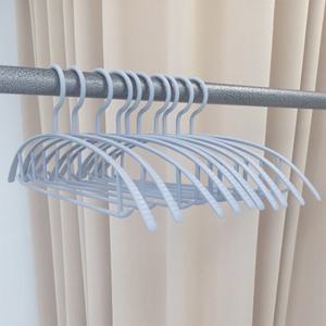 원룸정리템 곡선옷걸이 구김없는 어깨뿔방지 10개 아이방수납