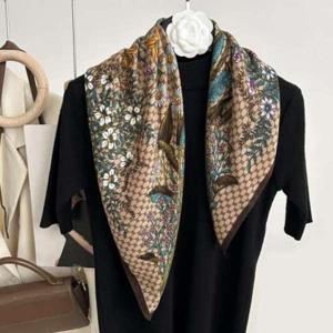 [애슬릿] 쁘띠 스카프 여성 패턴 정사각 가을 미니 대형 손수건