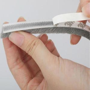 [JHQS8ZO2_4B]겨울필수템 틈새막이 접착식 틈새문풍지