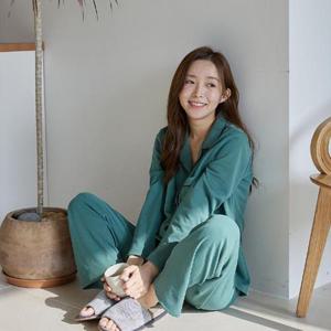 [바풀]바풀 CA4W29515 여성잠옷 기모 스판 파자마 투피스 잠옷 상하 세트 카키