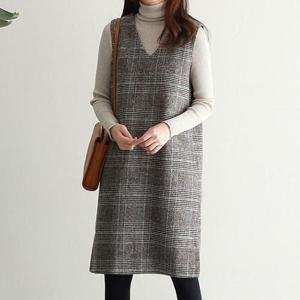 [패션시그널]브이넥 민소매 모직체크 원피스 39564F
