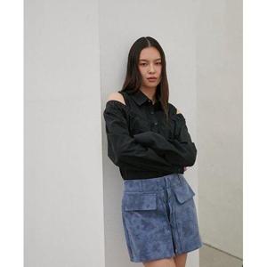 갤러리아_(24가을) 어깨 트임 셔링 볼륨 오프숄더 투웨이 블라우스(EQ3WB86