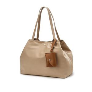 헤지스 액세서리 나일론 퍼피 로고 와이드 숄더백 L  + 카드지갑 파우치참 (4color)  (HIBA5E949I2)