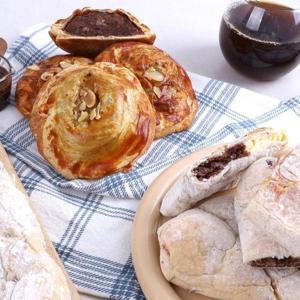 갤러리아_부산 단팥빵 혼합세트 동백빵3입+크랜베리크림치즈1입