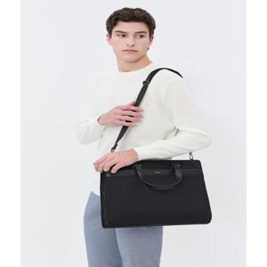 헤지스 액세서리 남성 [스테디셀러]블랙 로고프린트 가죽 서류가방  (WUBA4F356BK)