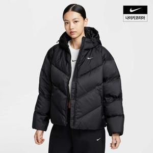 [나이키코리아공식]여성 나이키 스포츠웨어 윈드푸퍼 스톰 핏 루즈 후드 다운 패딩 HV5236-010