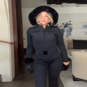 여성용 캐주얼 두꺼운 따뜻한 스키 세트 겨울 야외 스포츠 스타일리시 슬림 벨트 원피스 수트 스노우 2026 신상 고급 의류 점프수트