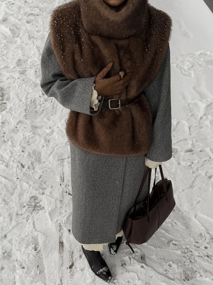 블랙 럭셔리 인조 모피 코트 여성 패션 O넥 긴 소매 푹신한 루즈 재킷 2025 겨울 여성 두꺼운 따뜻한 스트리트 아우터웨어