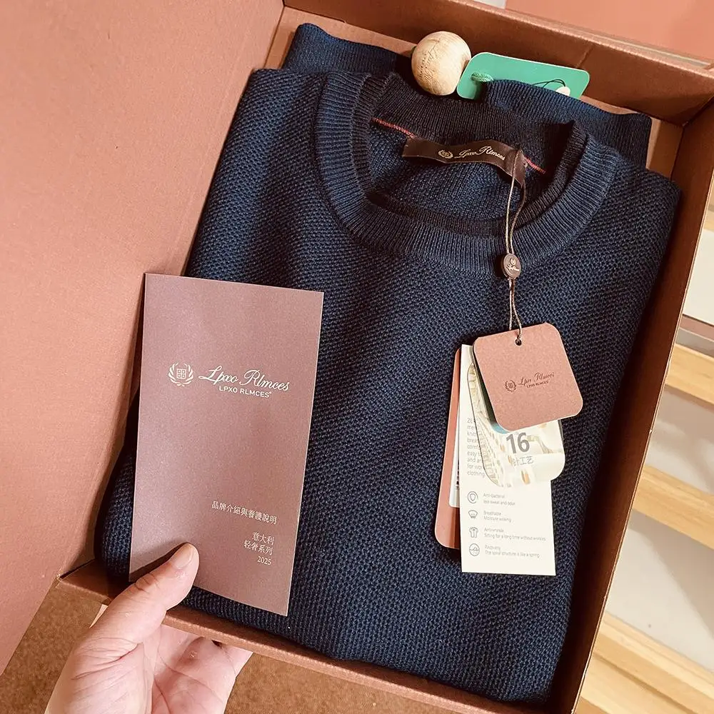 남성 캐주얼 라운드넥 니트 스웨터 2025 가을 겨울 신상 페이크 투피스 긴팔 레이어드 루즈핏 편안한 스킨프렌들리