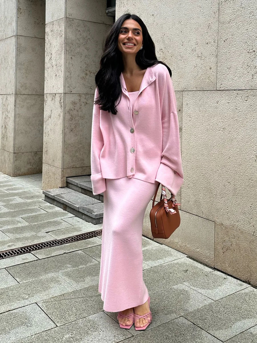 본레이디스 2025 여성 니트 세트 부드러운 긴팔 가디건 시크 캐미솔 스커트 가을 겨울 스웨터 슈트