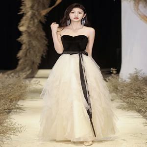 우아한 메쉬 이브닝 가운 여성용 고급 생일 성인식 무도회 드레스 프리미엄 연말 디너 파티 드레스