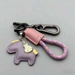 맞춤 이름 말 브레이드 로프 가죽 자동차 키체인 남녀 레이저 개인 맞춤 로고 포니 키 체인 링 가방 키링 랜야드