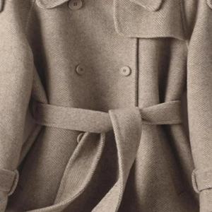 모던 울 코트 한국 레트로 스타일 인기 폴로 칼라 중간 길이 벨트 장식 외부 포켓 손수건 패셔너블 아우터웨어