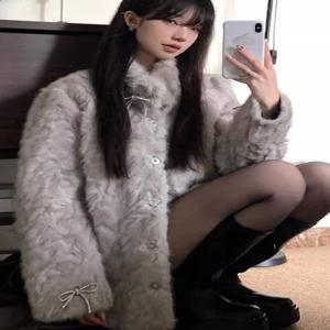 여아 겨울 숏 코트 양털 일체형 두꺼운 따뜻한 코트 스탠드 칼라 친환경 신상 스윗 스타일 중간 길이