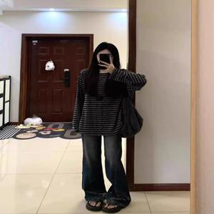 느슨한 긴팔 스트라이프 티셔츠 여성 초가을 새로운 스타일 빈티지 느슨한 편안한 탑 스위트 스타일 통기성 코튼