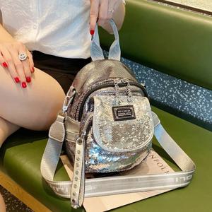 트렌디 한 브랜드의 새로운 스팽글 정품 가죽 더블 숄더 백 여성 가방 슈퍼 인기 다목적 하이 엔드 캐주얼 작은 패션 리벳 배낭