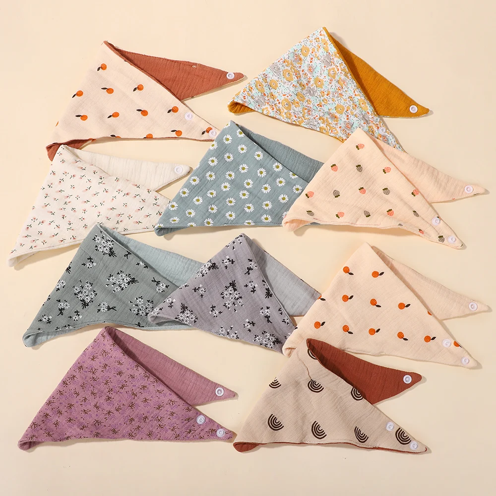 10개 랜덤 색상 아기 턱받이 유아 트림 천 신생아 용품 수유 침 흘림 방지 밴다나 침 흘림 방지 만화 부드러운 턱받이 안전 보호