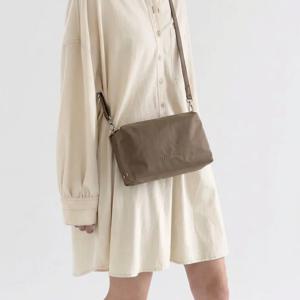 릴리프 스티치 스퀘어백_여행용 도난방지 가방