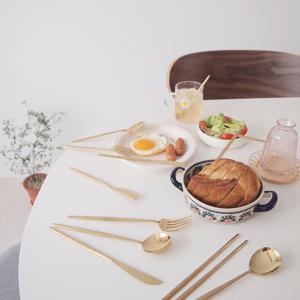 보겐 퀸즈 커트러리 골드 디저트스푼 샐러드포크 샐러드나이프