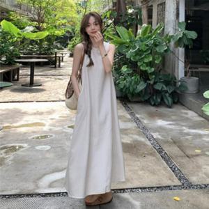 시원한 여성 데일리 린넨 롱 휴양지 여름 백트임 루즈핏 원피스 원피스 나시 디자인