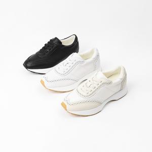 신난다슈 여성 스니커즈 운동화 3cm 슬립온 밴딩 단화 소가죽 발편한 MRO255152