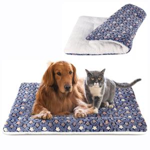 에이치플러스몰 애완동물 털 매트 따뜻한 강아지 침대 고양이 방석 애완동물털매트 강아지매트