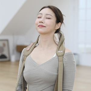 휴플렉스 4D 입체 회전/음성안내/초경량 어깨마사지기/SM300