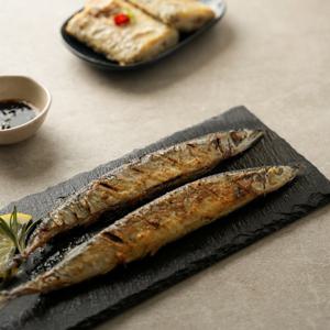 (신선집중) 꽁치 大 8마리 1kg (8-11미) X 2팩