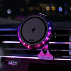 맥세이프 차량용 무선충전기 핸드폰 거치대 뮤직반응 LED 소리에 반응하는 LED 충전 거치대