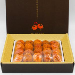 프리미엄 영동 둥시 반건시 곶감 선물세트 명절선물 (20개입) 650g내외 (보자기 동봉)
