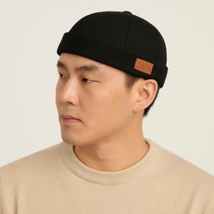 챙없는모자 와치캡 가죽로고 브림리스 숏비니