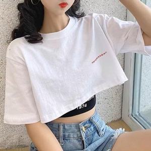 [잇백잇슈]심플반팔크롭티 힙한 패션 시원한 깔끔한 여성 여름옷