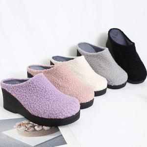 [신꼬가] 7cm 여성 키높이 통굽 겨울 퍼 뮬 블로퍼