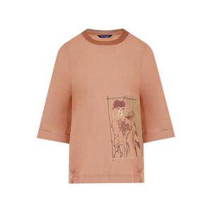 [택가 142,000원] 올리비아하슬러 밑단 프린팅 셔링 티셔츠_OHEMTS117