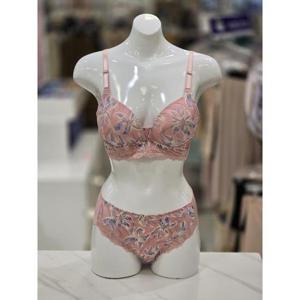 비비안 세이브존07 레이스 노와이어 속옷 세트 BR9613