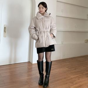 [25 F W] 잇미샤 하이넥 벨티드 구스 다운 패딩 ITPBZPD320