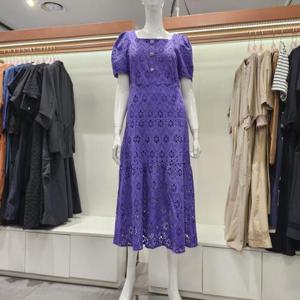 수스 HC04 스퀘어넥 펀칭 레이스 원피스 S252BOP504