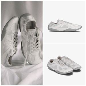 [FILA] 휠라 26SS 인기 슈즈 글리오 실버문 (FS261OD03X032_031)