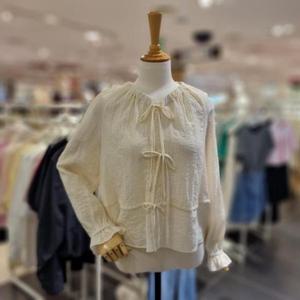 [올리브데올리브]OW4AB811_넥 밴딩 리본 블라우스