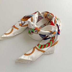 코코블랙 / 보타닉 실크헨드 스카프