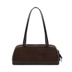 [라일리] Rly 스웨이드 스퀘어 지퍼 바게트 여성 숄더백 토트백