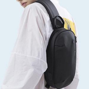 캐주얼 학생 바디백 USB 포트 검정 가방 패션 슬링백 WCC526A