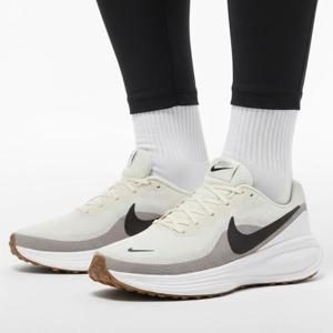 [나이키]나이키 레볼루션8 남성용 와이드 러닝화 발볼넓은 운동화