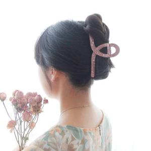 솔리드 무광 꼬임 대형 달마시안 헤어집게핀(6colors) (W96665A)