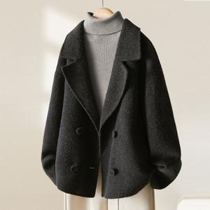 [블랙퀸] 버케뉴 모직 숏 코트 blk004371