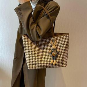 여자 큐트 키링포함 체크 숄더백 베이직 데일리 가방 WB9FD88