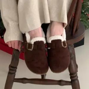[신상오픈런]여성용 겨울 방한 뽀글이 버클 둥근코 가죽 털 신발 (44092250)