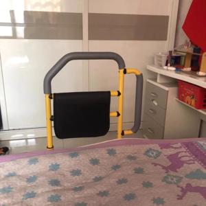 노인 안전용 침대 난간 - 높이 조절 가능한 손잡이 침대 보조 난간 - 침대 옆 난간 보호대 수납 포켓 - 모든 침대 크기에 적합