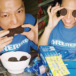 아메리칸 레트로 두꺼운 하트 쿠키 블루 학생 커플 반팔 티셔츠 자폐증 트레져 하우스 포켓 스퀘어 액세서리