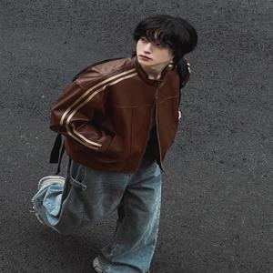 루즈핏 남성 바이커 가죽 재킷 가을 유행 한국 스타일 스탠드 칼라 지퍼 PU 가죽 젊은 에너지 바람막이